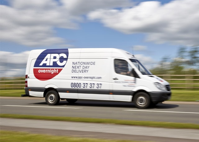 Parcel Delivery in Woughton